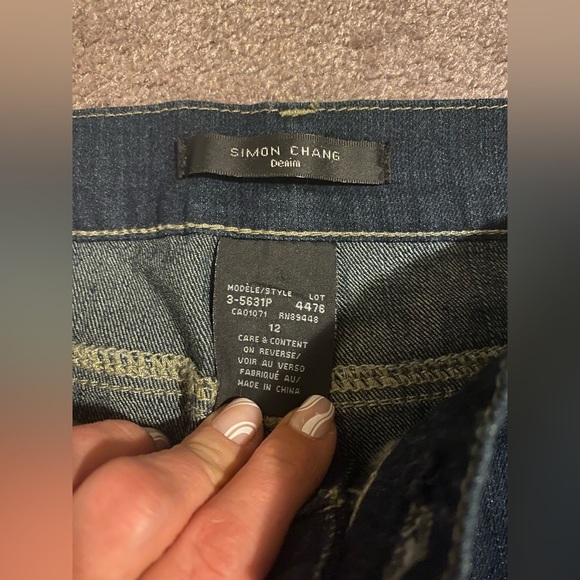 Simon chang woman’s jeans size 12 - Picture 7 of 7